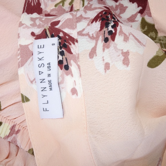 FLYNN SKYE skirt & top blush with floral print - Picture 6 of 6